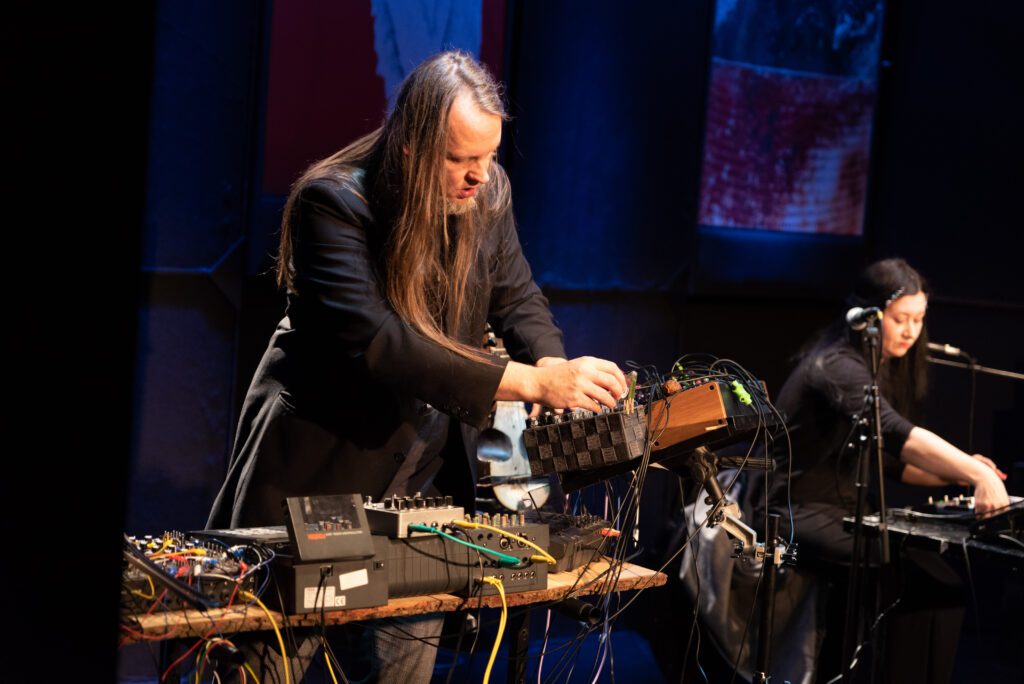 denovaire & karamarkovic - live esraj & synthesizers